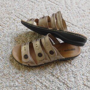 Clarks Slip In Sandals ~ Pewter Metallic ~ Size 8-1/2 ~ Pre-owned